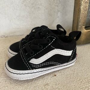 Baby “Infant Old Skool Crib Shoes” by Vans